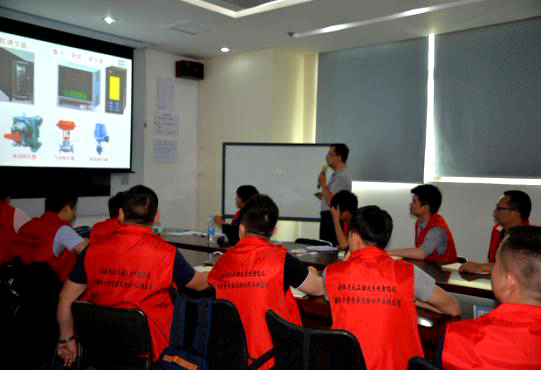 深奧圖儀控學院危化品行業(yè)大講堂