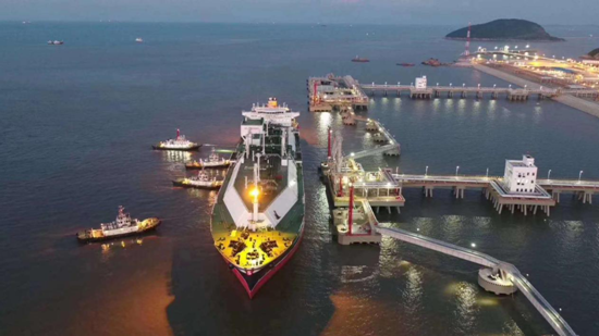 LNG運輸船-STENA BLUE SKY靠泊斯奧舟山LNG接收站 LNG運輸船-STENA BLUE SKY靠泊斯奧舟山LNG接收站